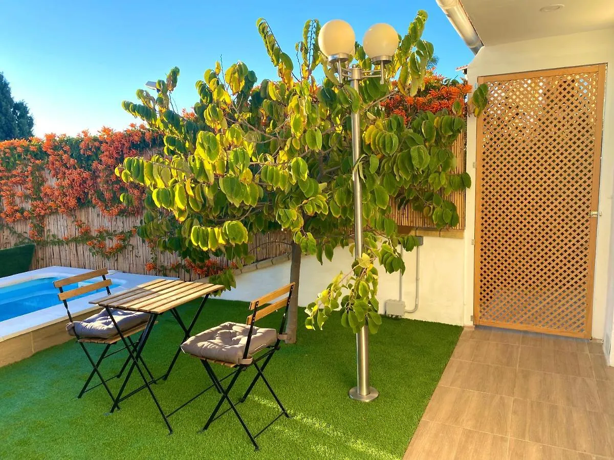 Suite Breeze - Private Heated Pool Málaga 0*,  Espagne
